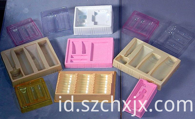 Molding dan Sampel Molding and Samples